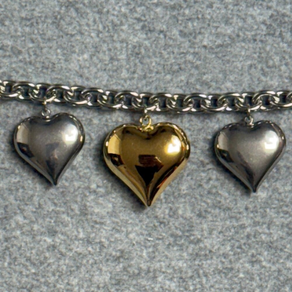 Vida Kush Juicy Heart Chain Necklace 18K Gold plated and Stainless Steel - Picture 5 of 5